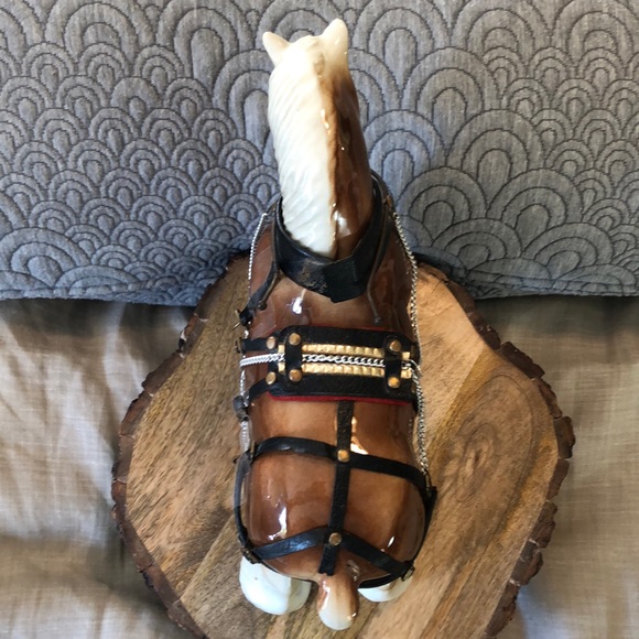 ANTIQUE MCM Porcelain Horse Clydesdale w/ accoutrements Figurine Budweiser Beer - Picture 12 of 16